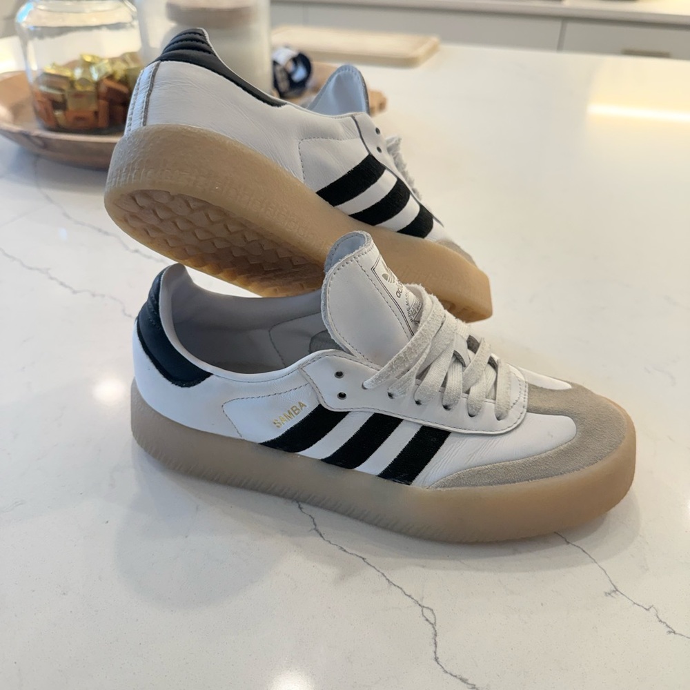 adidas Samba Classic White Black Gum Athletic Shoes - Picture 2 of 5